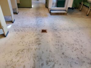 Before & After Epoxy Flooring in Bloomfield, CT (4)